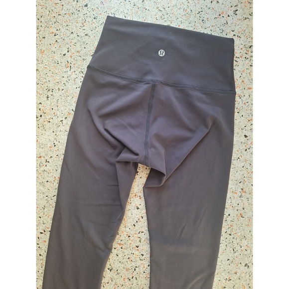 19 Lululemon Wunder Train High Rise 25" - Picture 5 of 9